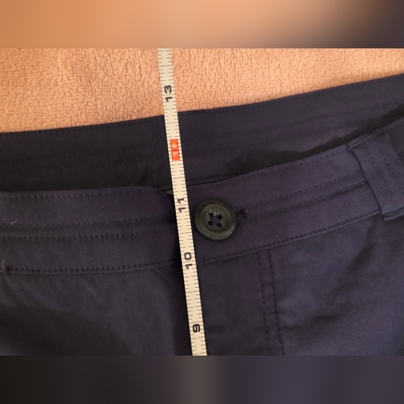 Eddie Bauer Ladies Navy Rainer Sports Tech Capri Pants W/UPF 50+ (Size 12) - Picture 13 of 16